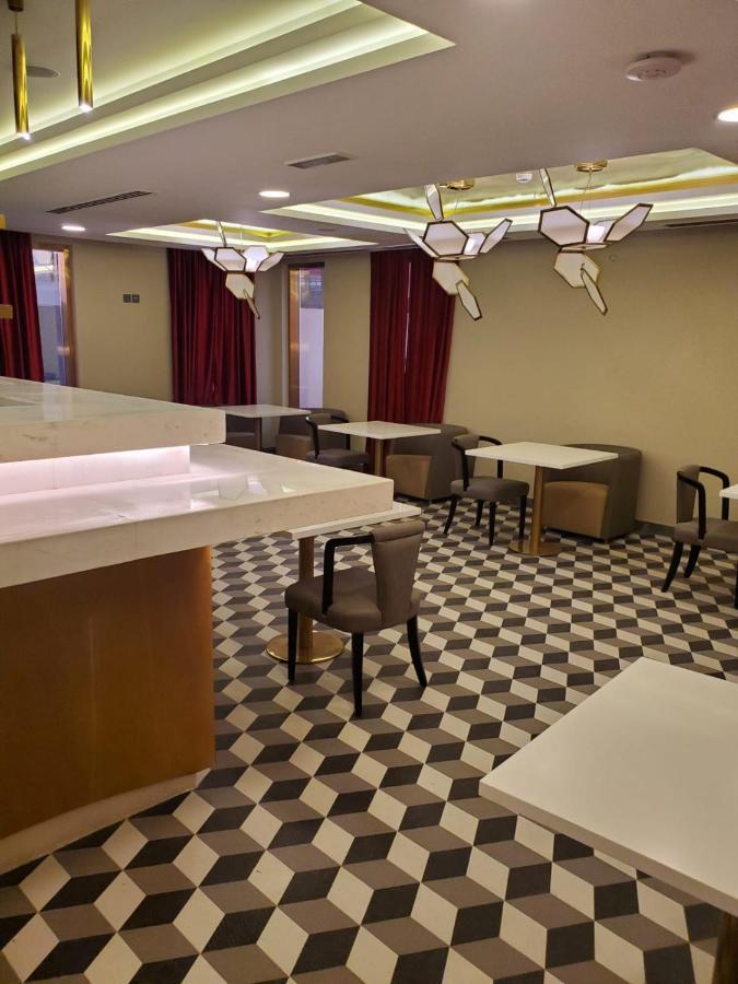 The B Premiere Hotel Doha Extérieur photo