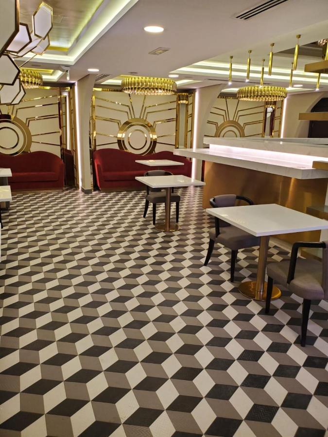 The B Premiere Hotel Doha Extérieur photo