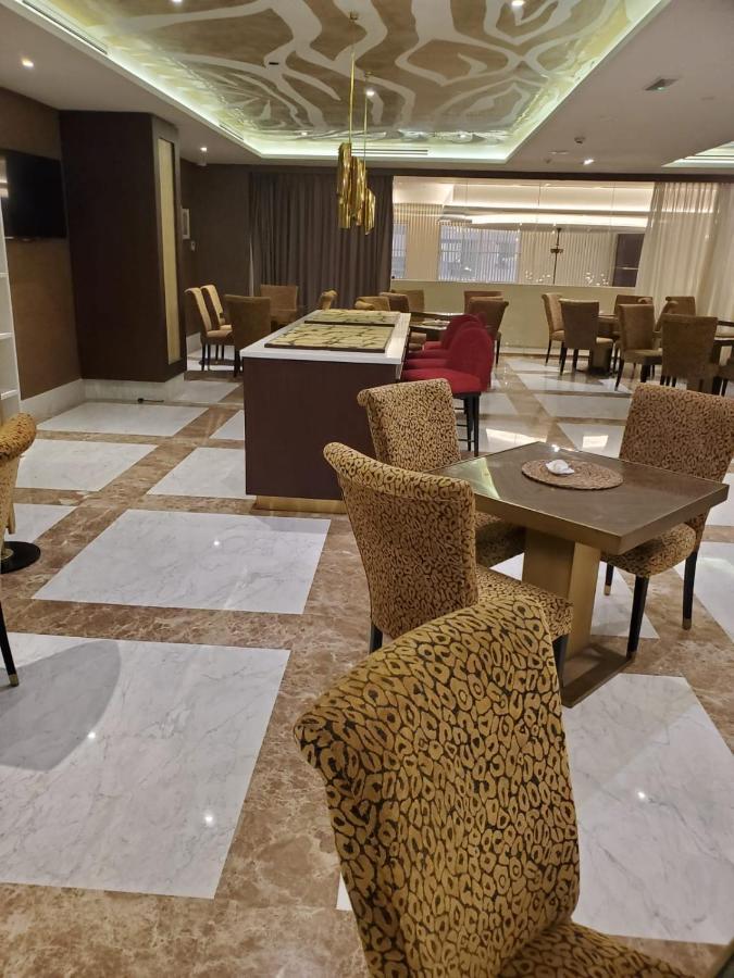 The B Premiere Hotel Doha Extérieur photo